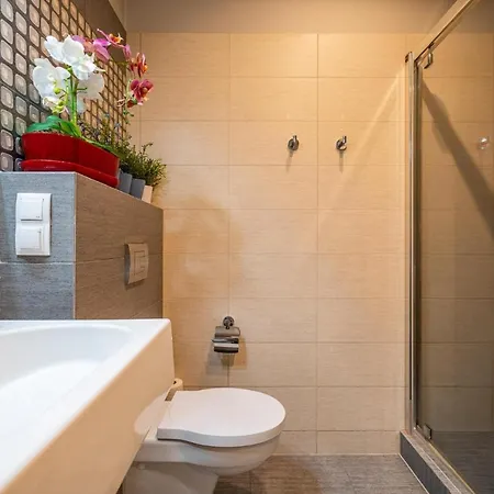 Apartamenty Walonska Wroclaw Exterior photo