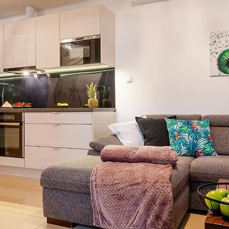 Apartamenty Walonska Wroclaw Exterior photo