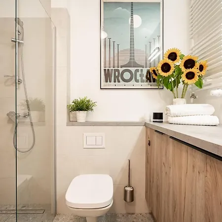 Apartamenty Walonska Wroclaw Exterior photo